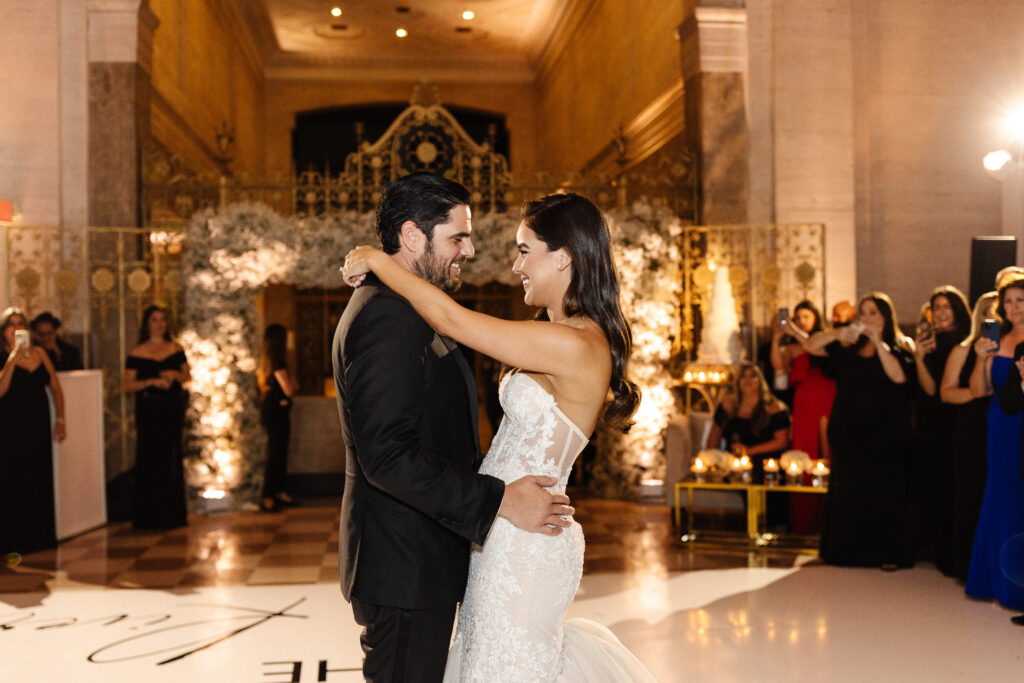 Historic Alfred I. duPont Building wedding first dance