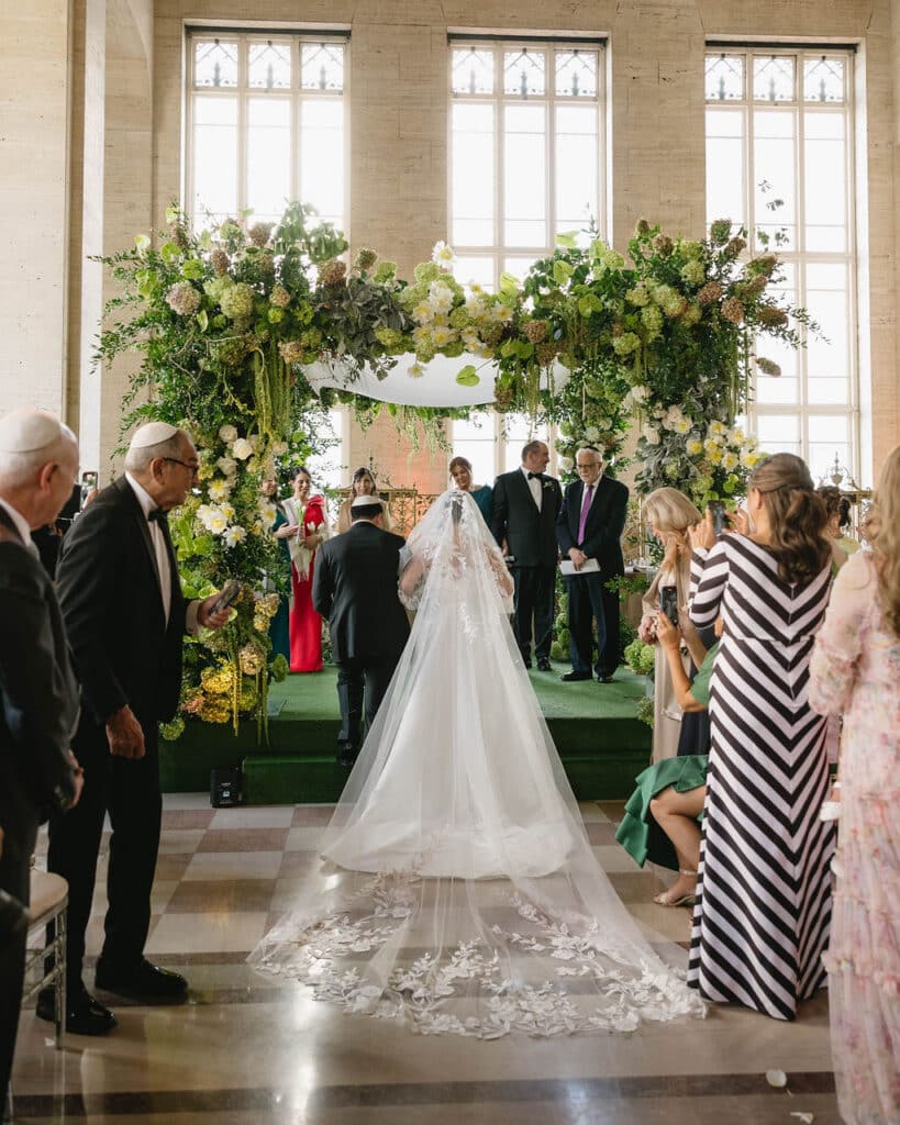 Jewish wedding ceremony at Miami wedding venue in downtown Miami