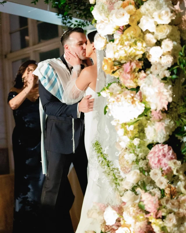 Wishing you a joyous Passover filled with meaning, tradition, and beauty.🌿🤍 

At The Historic Alfred I. duPont Building, we’re honored to host gatherings that celebrate heritage and connection in unforgettable ways.✨

Planning @kvbevents 
Floral design @petalprod 
Catering @eventsbyexecutivecaterers 
Production & dj @eventfactor
Floor wrap @weventdesign
H&MU @chrystiartistry
Photo @ambrosiophoto 
Persian sofreh Table @sofrehbysholeh 

#ChagSameach #PassoverInMiami #DuPontBuildingEvents #JewishWeddings #TraditionAndElegance #dupontbuilding #MiamiVenues #MiamiEvents #MiamiWedding #MiamiLuxuryVenue #MiamiLuxuryWedding #LuxuryWedding #WeddingCeremony #WeddingReception #EventVenue #WeddingVenue #WeddingProfessionals #WeddingVendor #WeddingPlanners